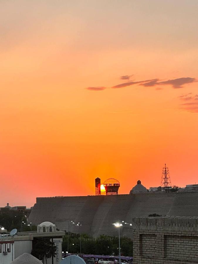 Golden Minaret By Terrace Hotel Bukhara Exterior photo